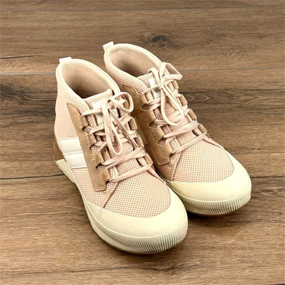 Sorel Out N About III Women's Size 10 Blush Beige Mid Top Waterproof Sneakers‎